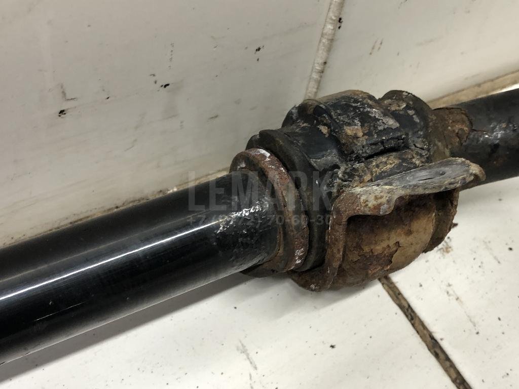 Стабилизатор передний