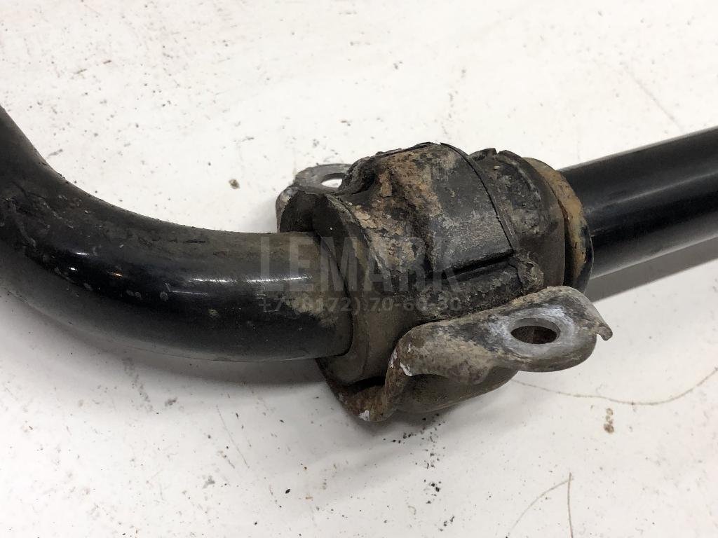 Стабилизатор передний