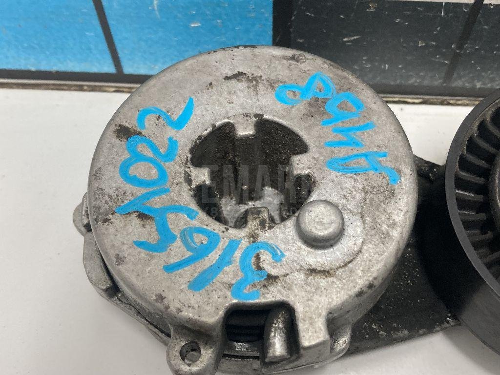 Натяжитель ремня