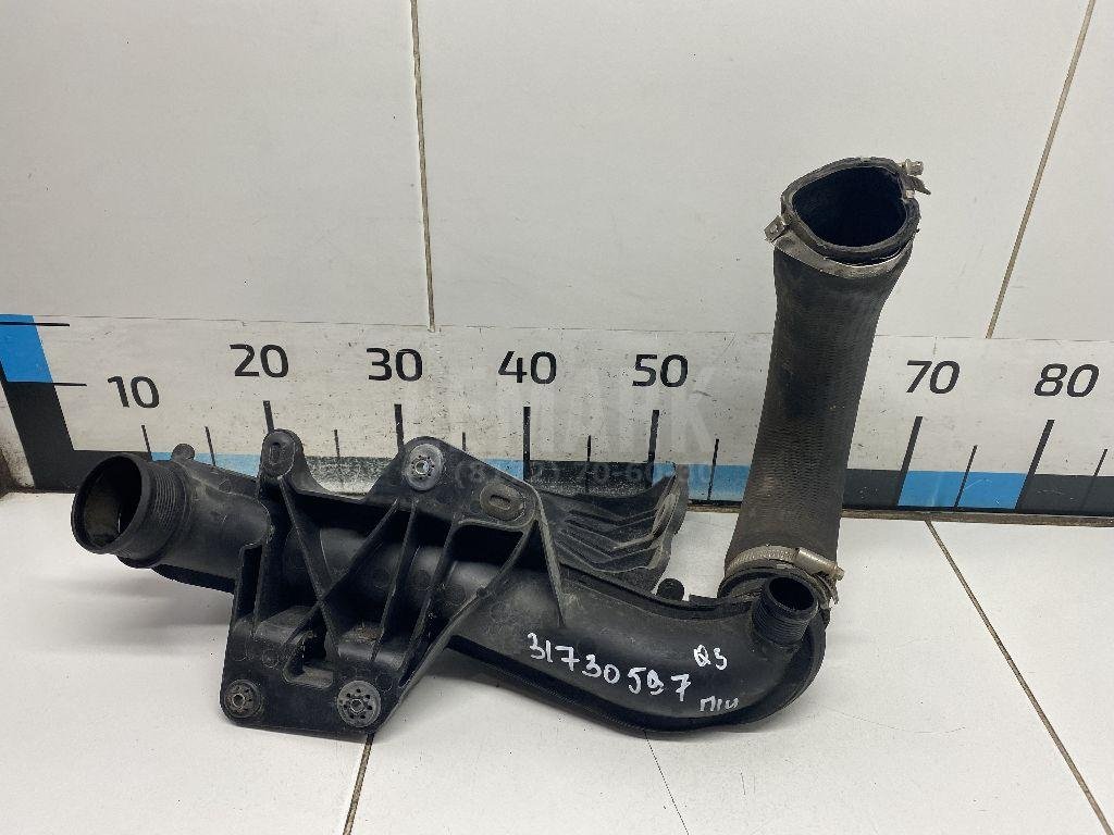 Патрубок интеркулера