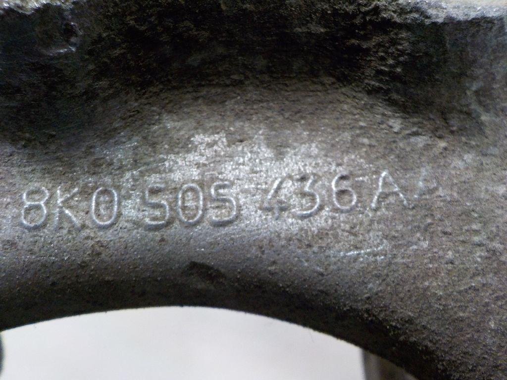 Кулак поворотный задний правый