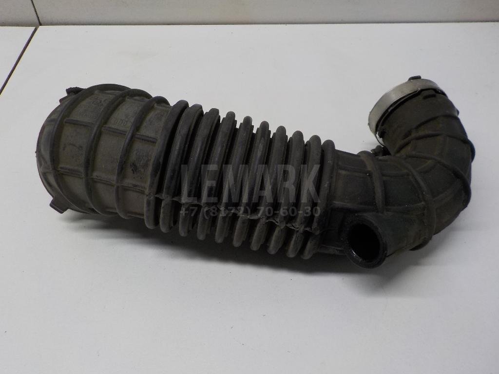 Патрубок воздушного фильтра