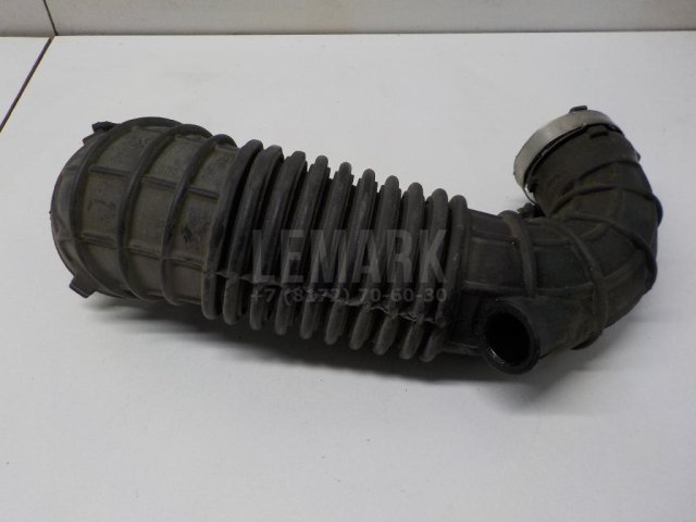 Патрубок воздушного фильтра