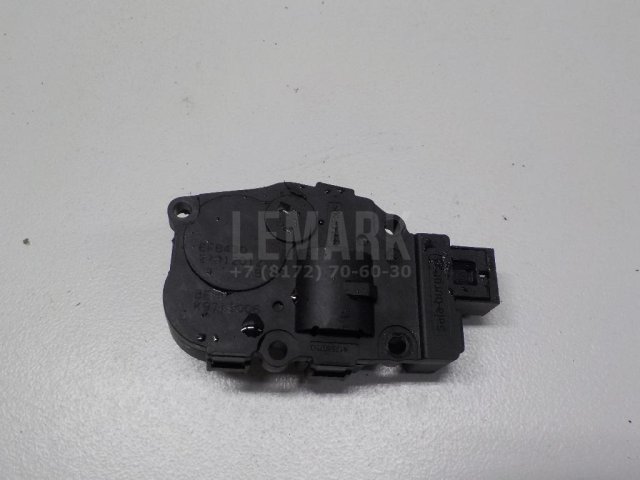 Моторчик заслонки отопителя