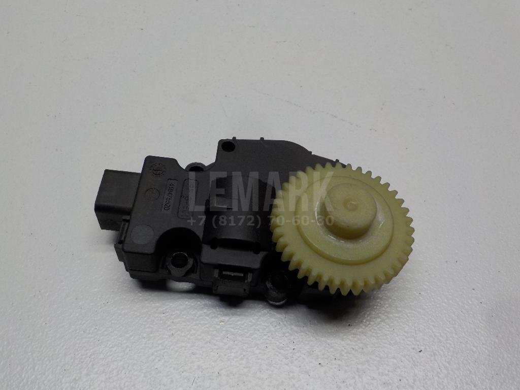 Моторчик заслонки отопителя