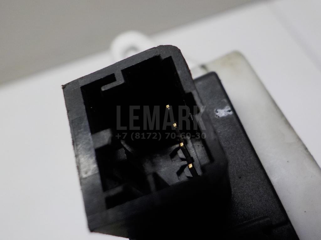 Моторчик заслонки отопителя