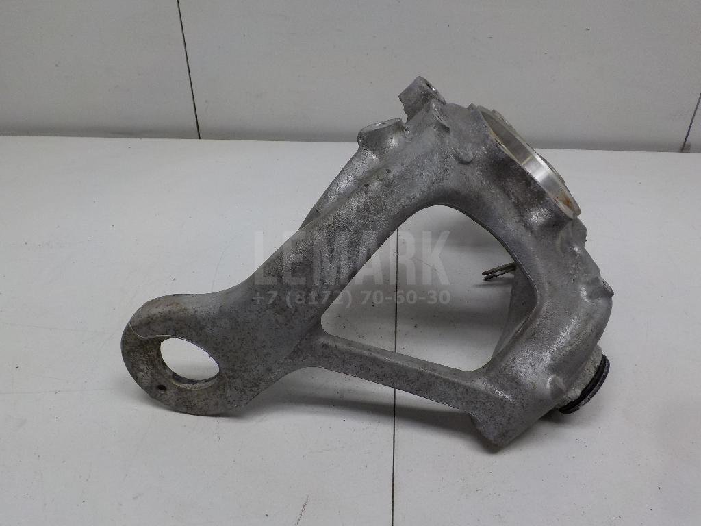 Кулак поворотный задний левый