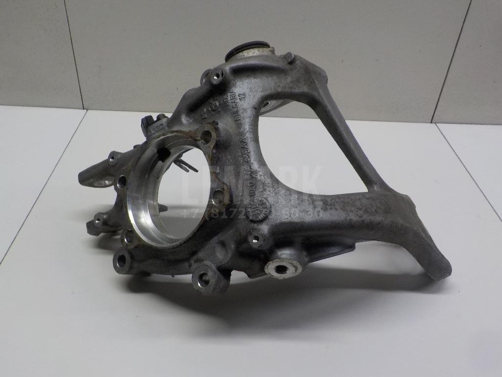 Кулак поворотный задний левый