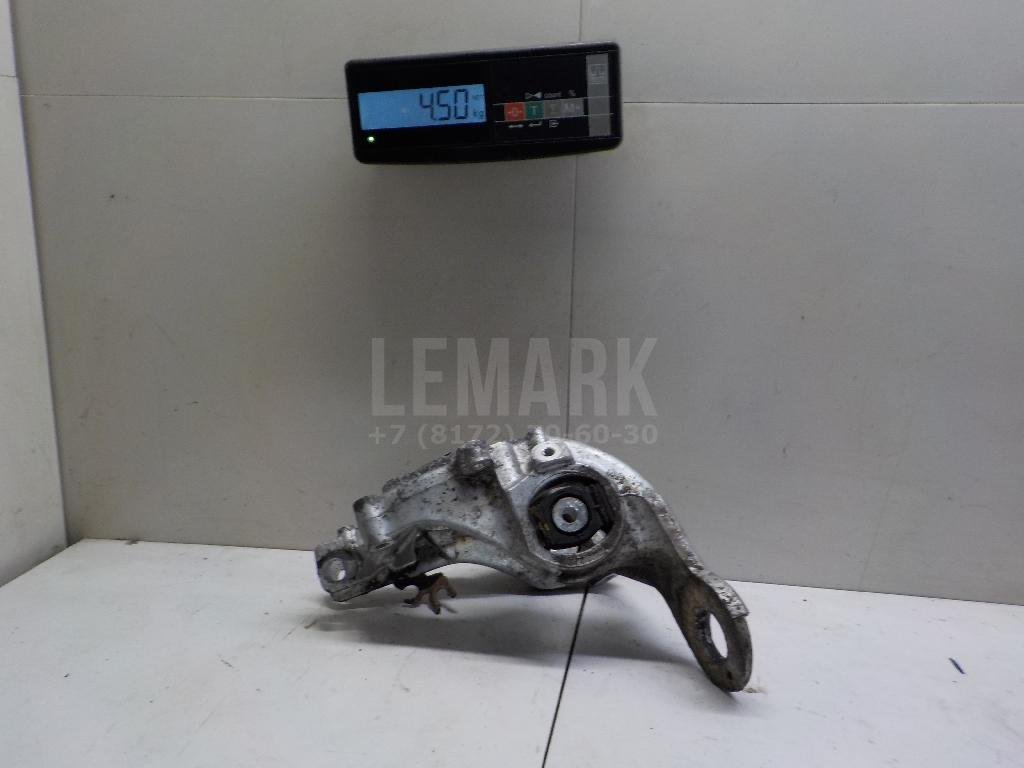 Кулак поворотный задний левый