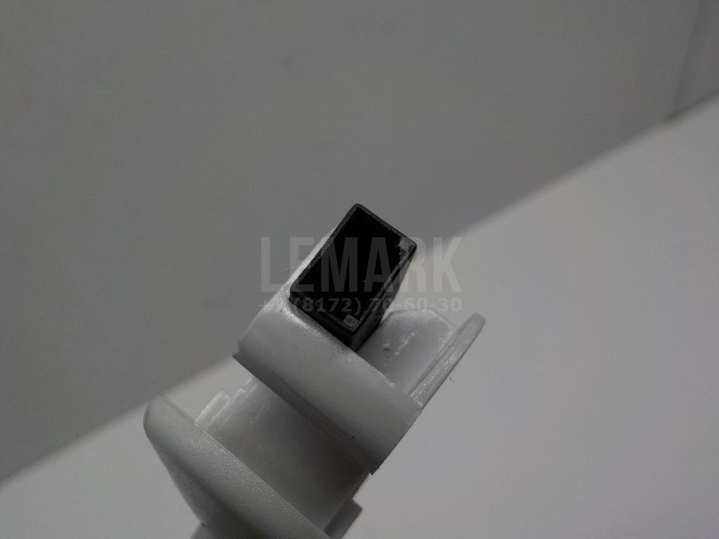 Козырек солнцезащитный (внутри)