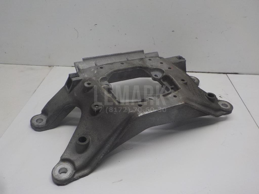 Кронштейн опоры КПП для  Audi A4 [B8] Allroad 2009-2015