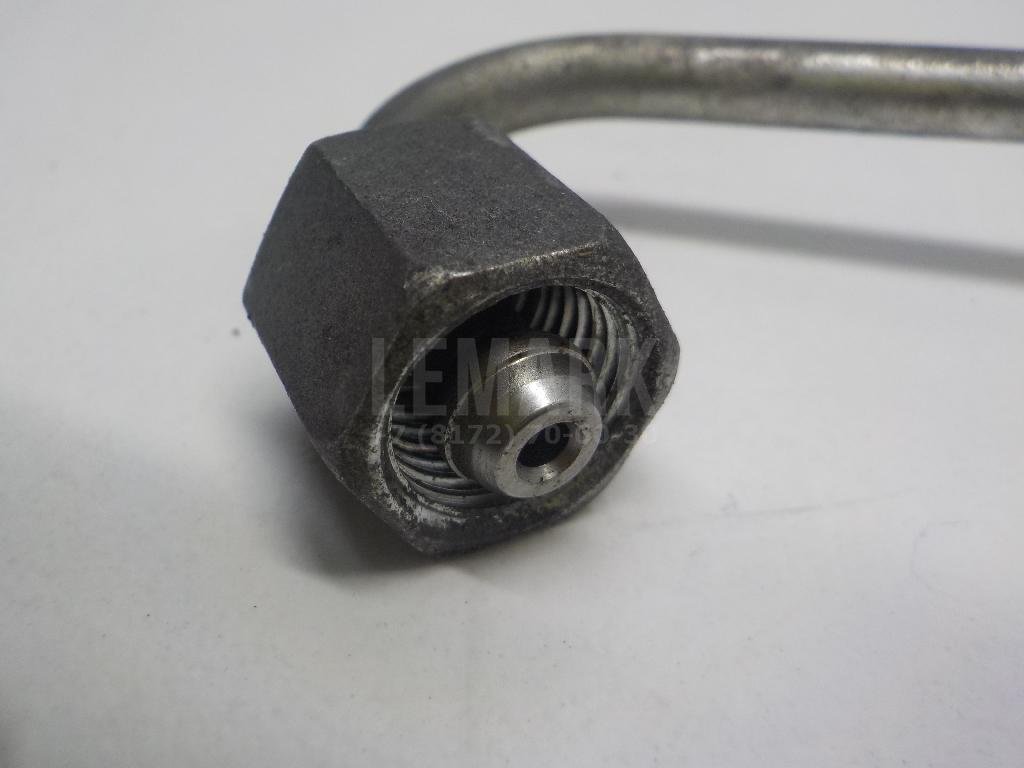 Трубка топливная