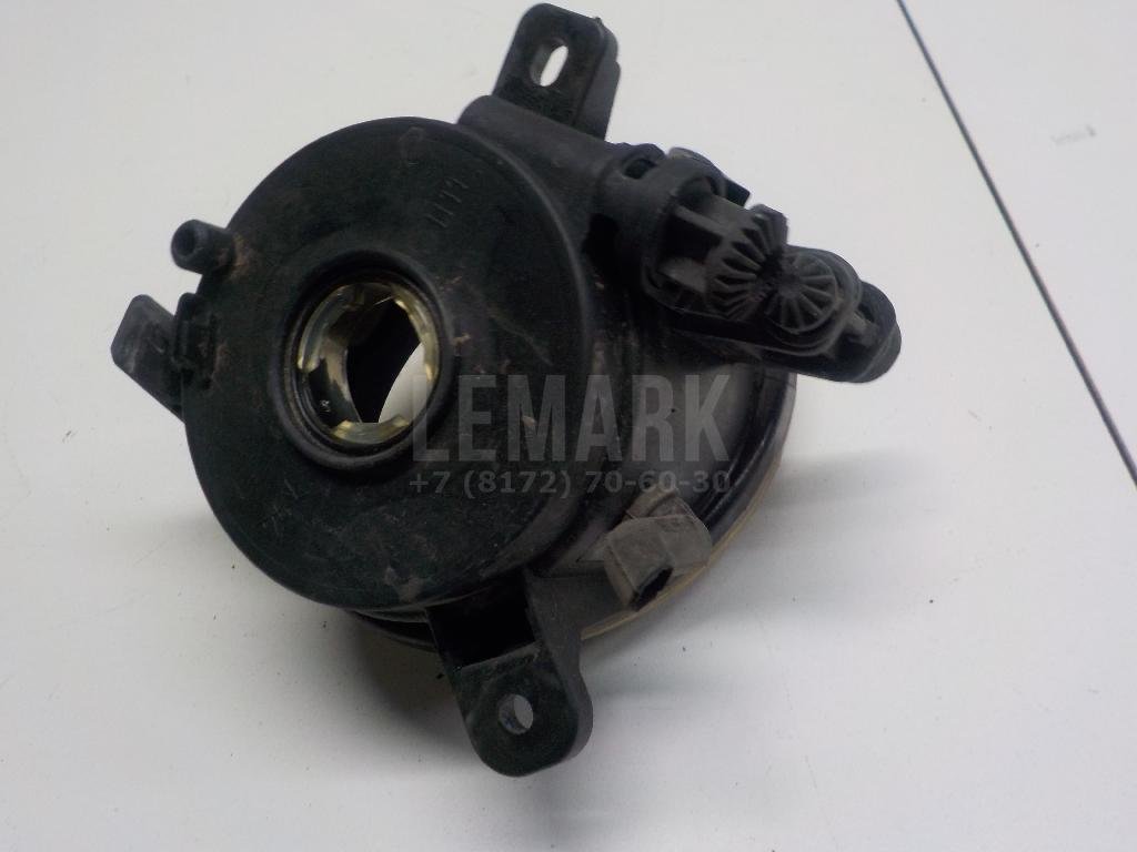 Фара противотуманная левая