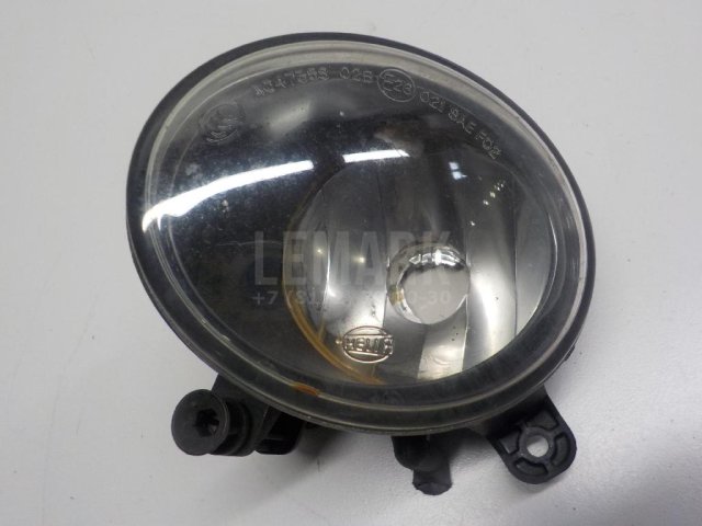 Фара противотуманная левая