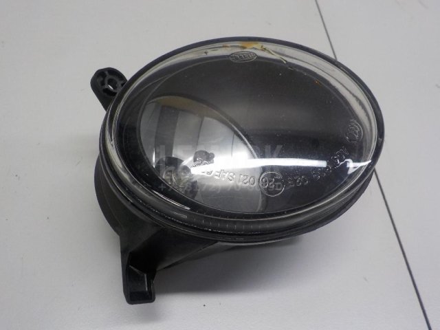 Фара противотуманная левая