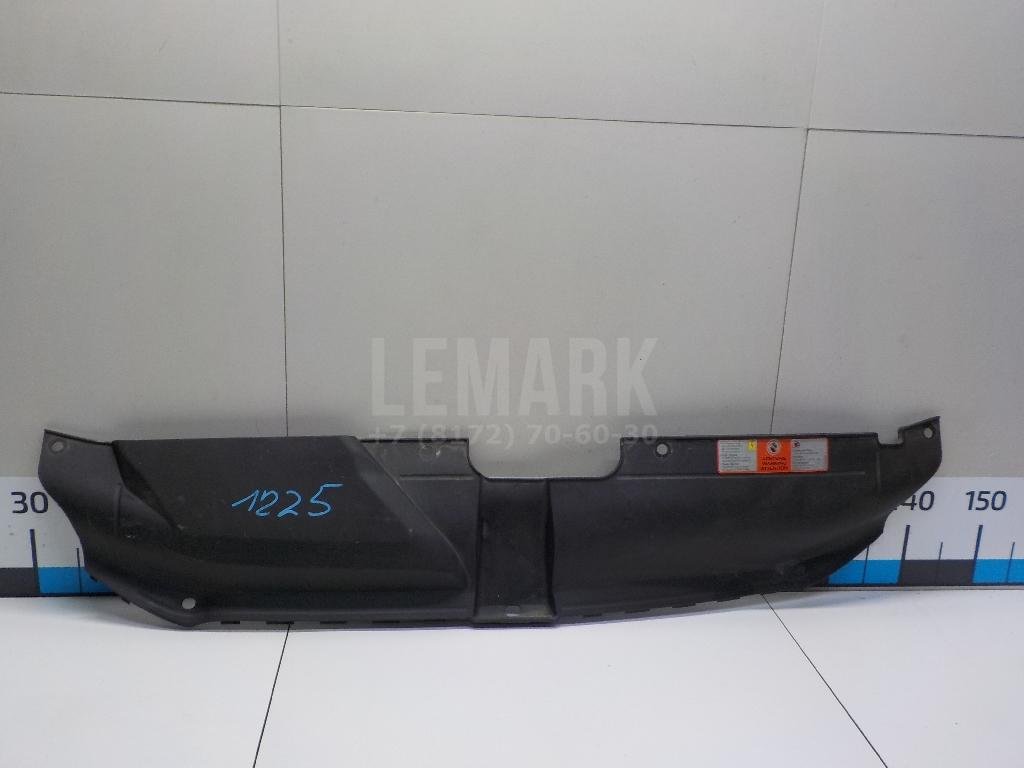 Кожух замка капота