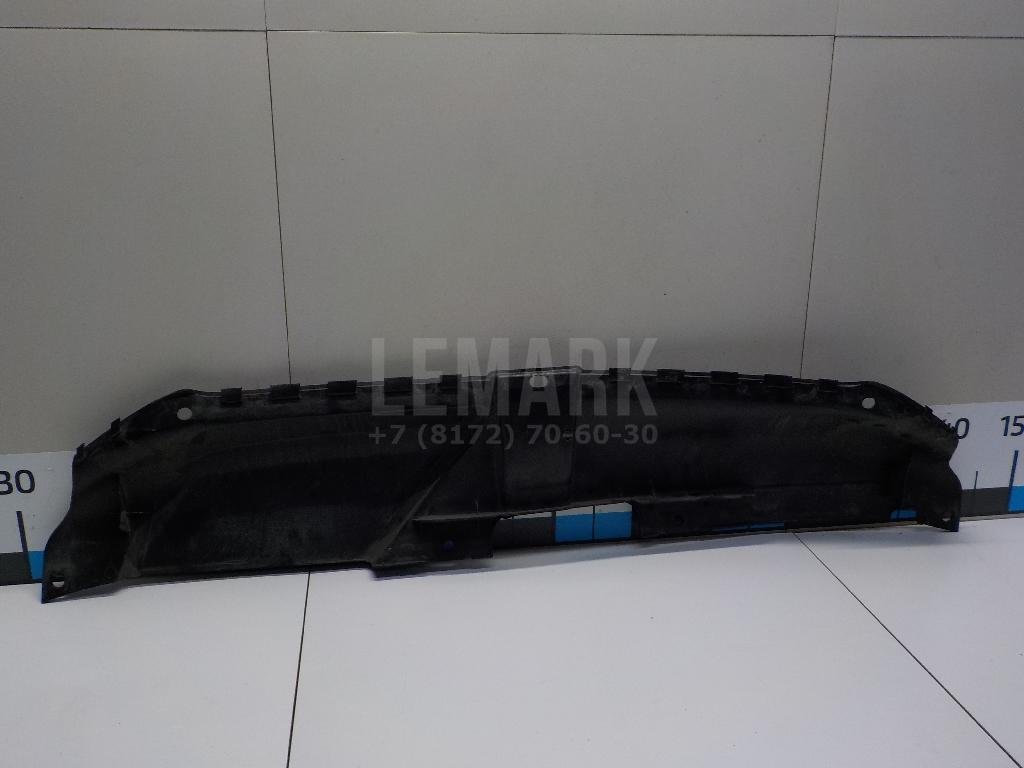 Кожух замка капота