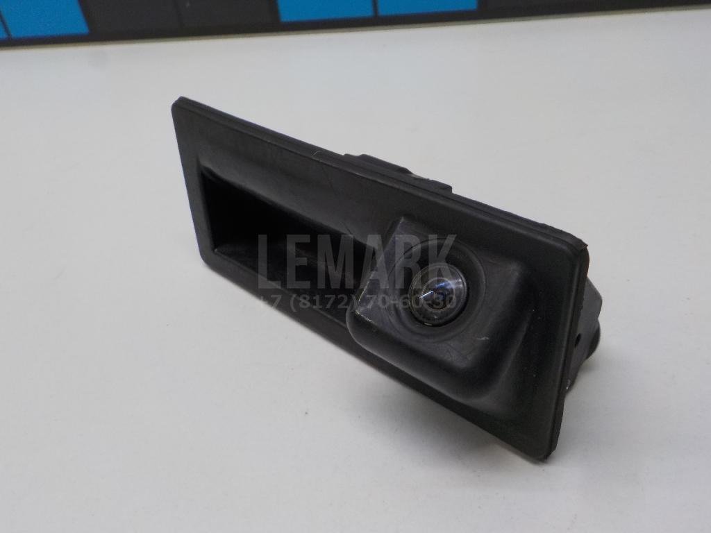 Кнопка открывания багажника