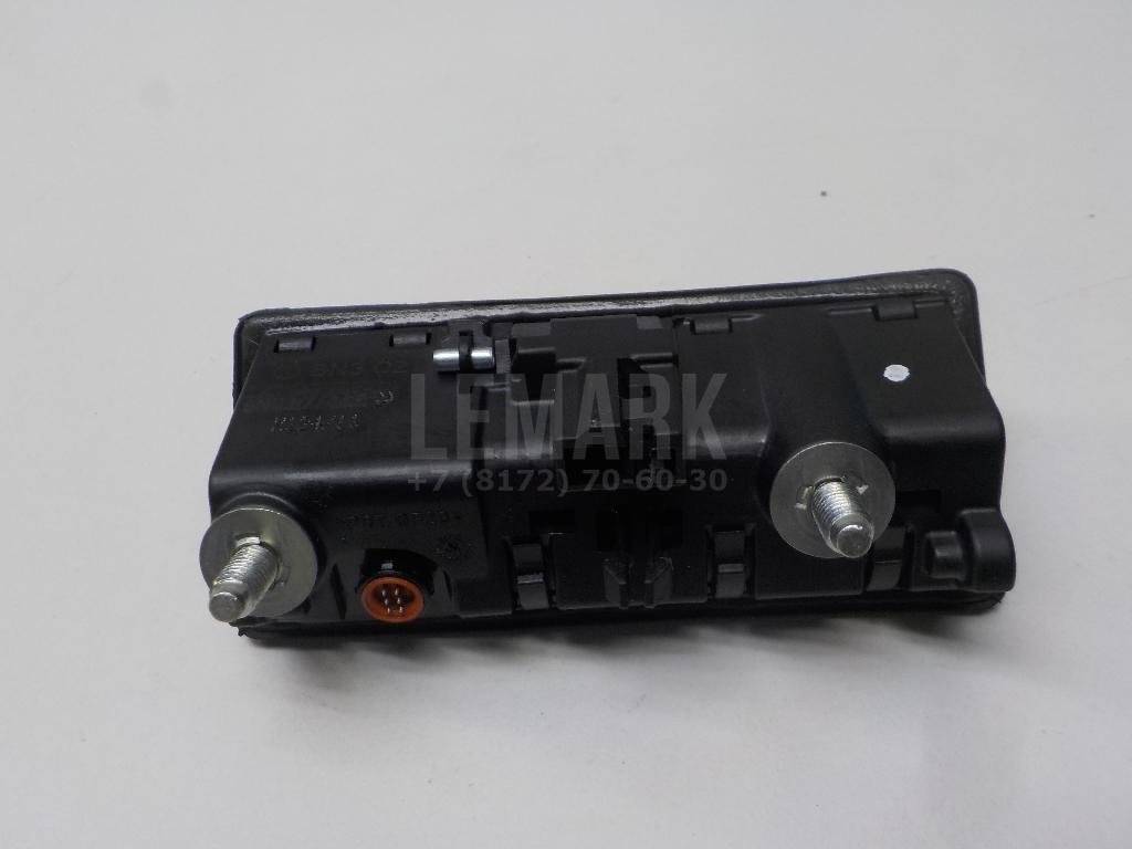 Кнопка открывания багажника