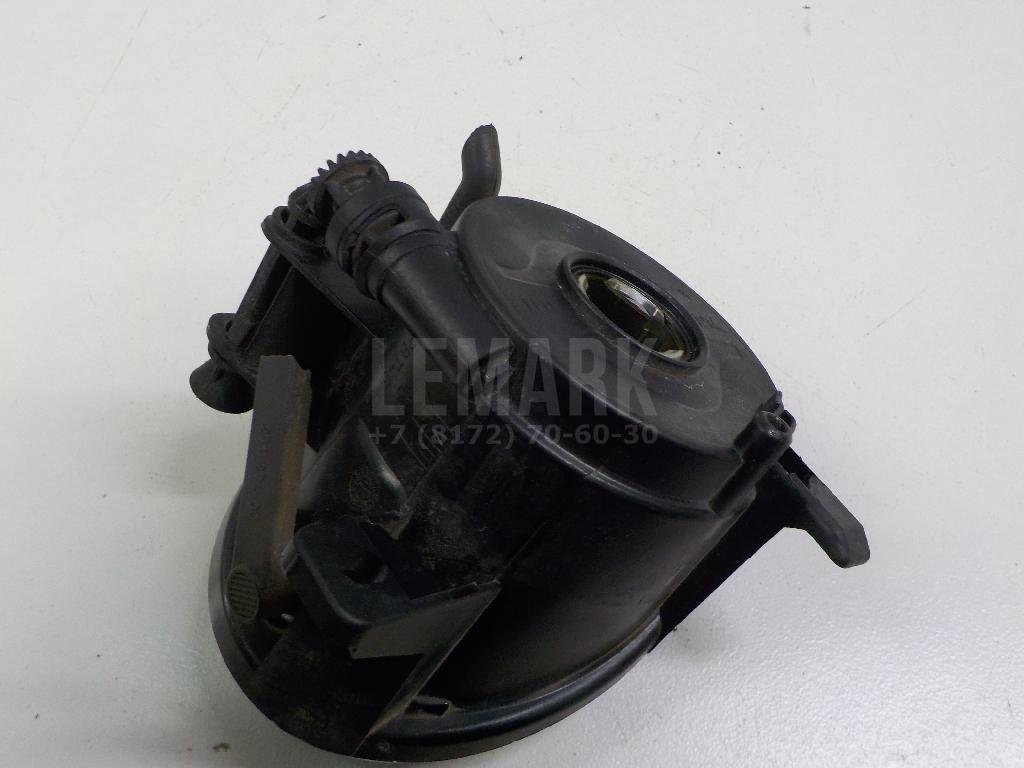 Фара противотуманная левая