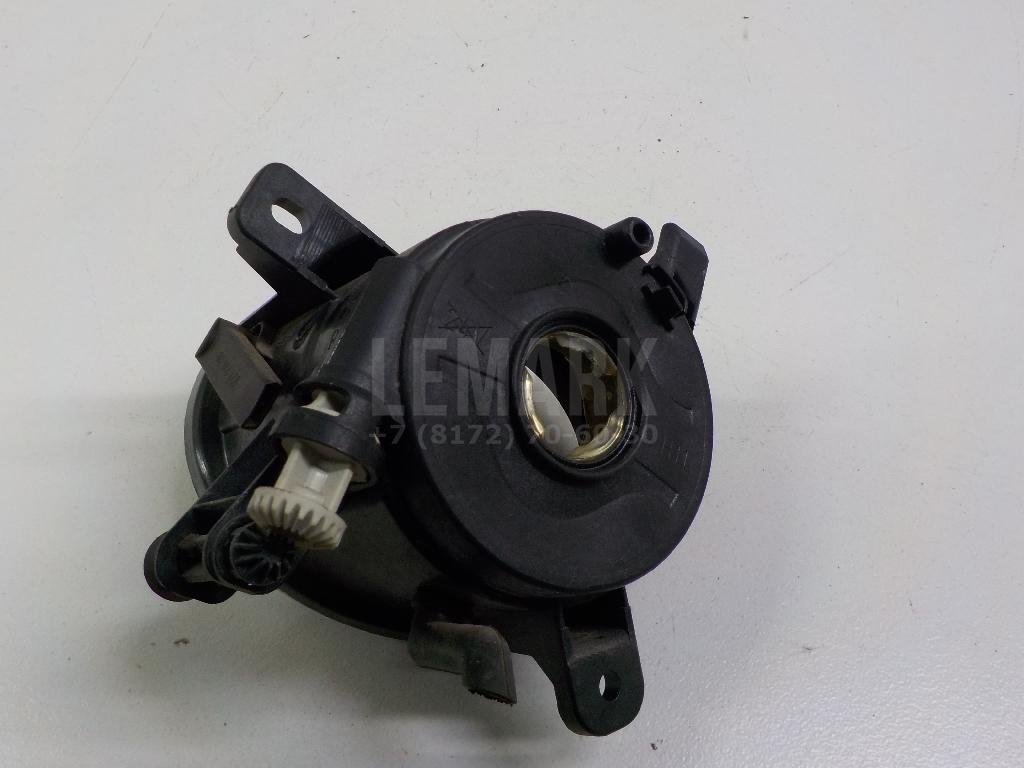 Фара противотуманная правая