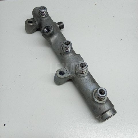 Рейка топливная (рампа)