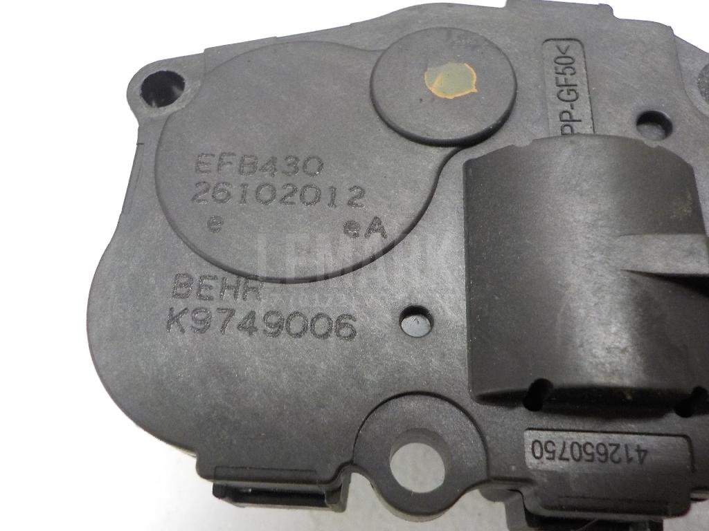 Моторчик заслонки отопителя