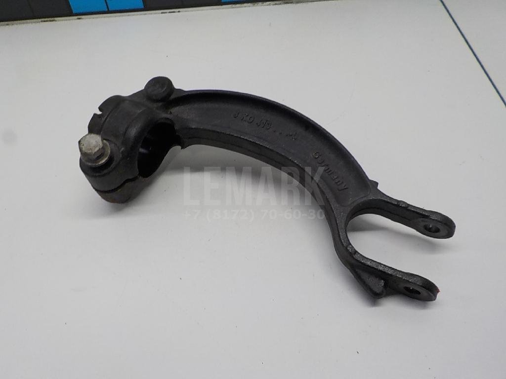 Кронштейн амортизатора