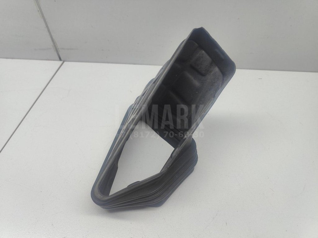 Патрубок воздушного фильтра