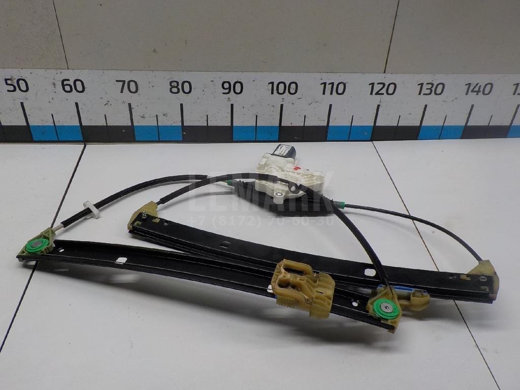 Стеклоподъемник электр. передний правый