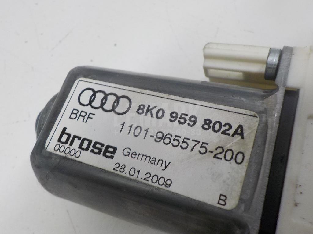 Стеклоподъемник электр. передний правый