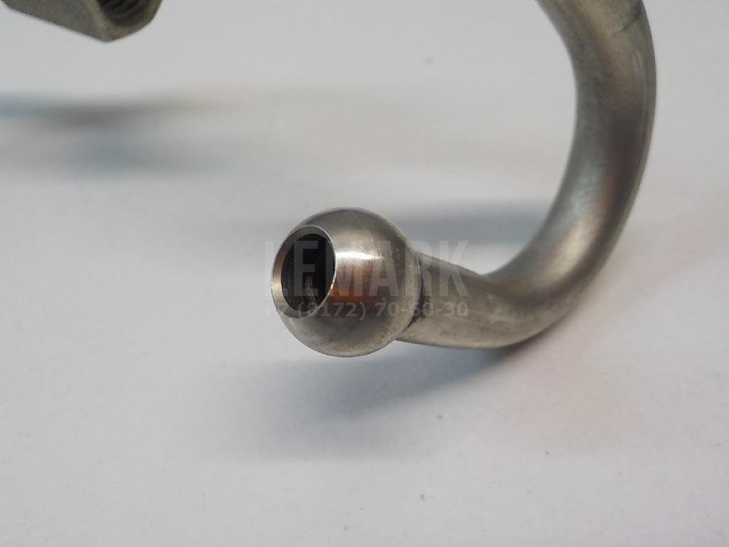 Трубка топливная