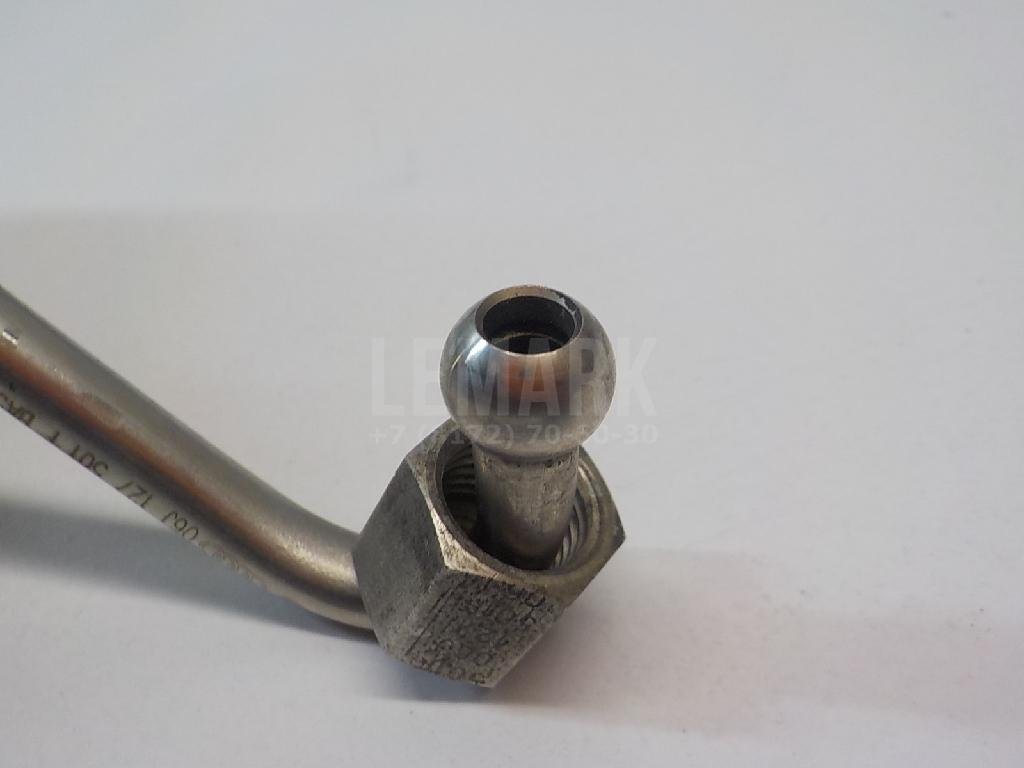 Трубка топливная