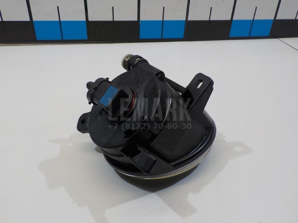 Фара противотуманная правая