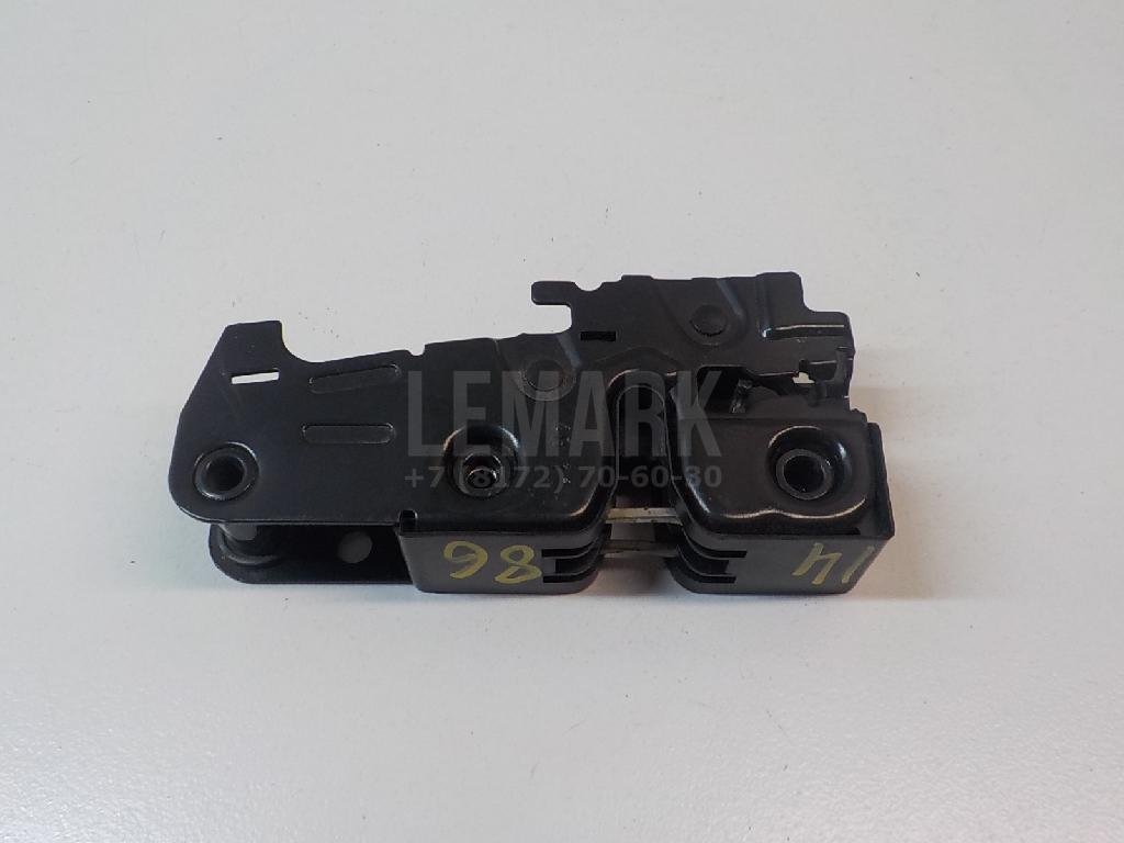 Замок капота