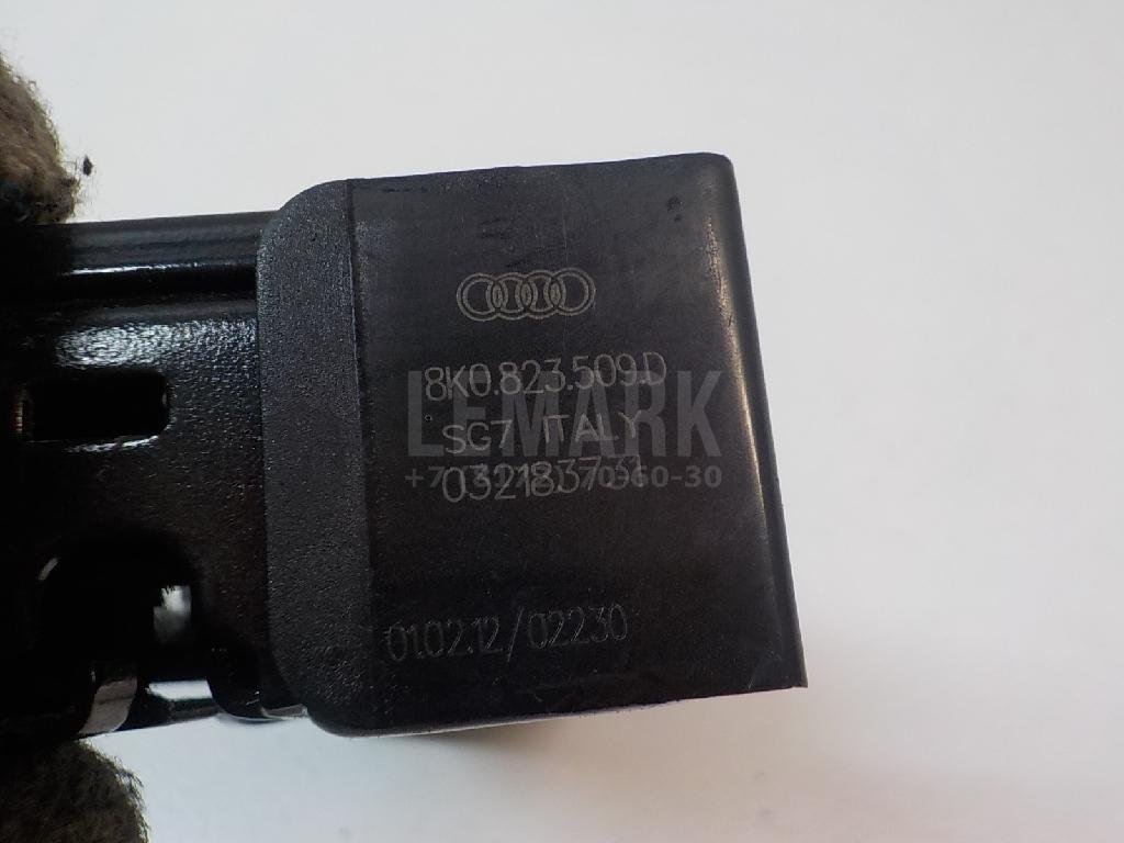 Замок капота