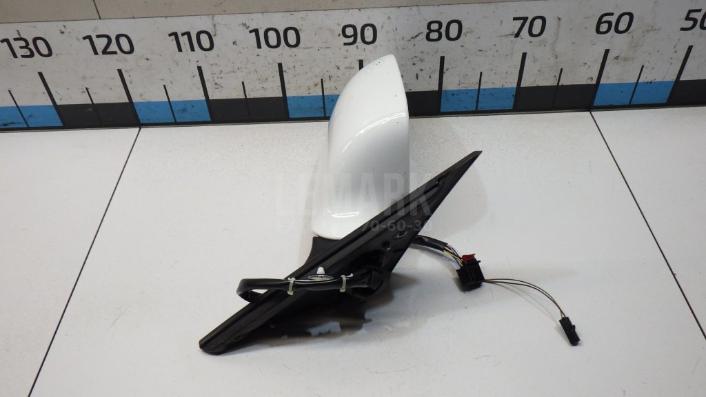 Зеркало правое электрическое