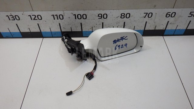 Зеркало правое электрическое