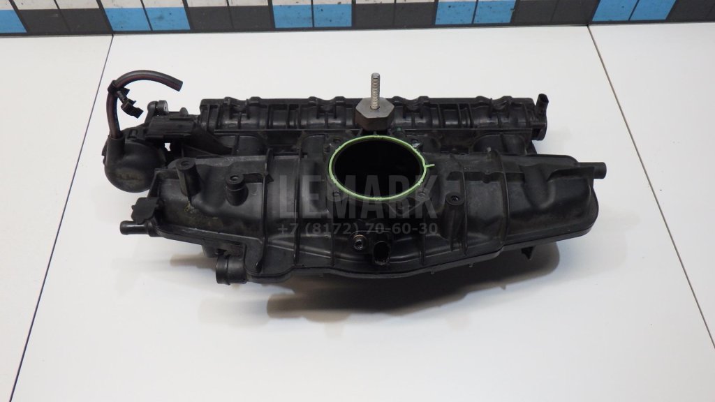 Коллектор впускной для  Audi A3 (8Y) 2020