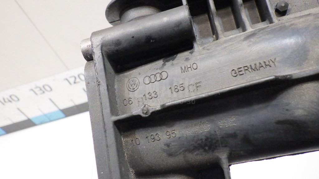 Коллектор впускной для  Audi A3 (8Y) 2020