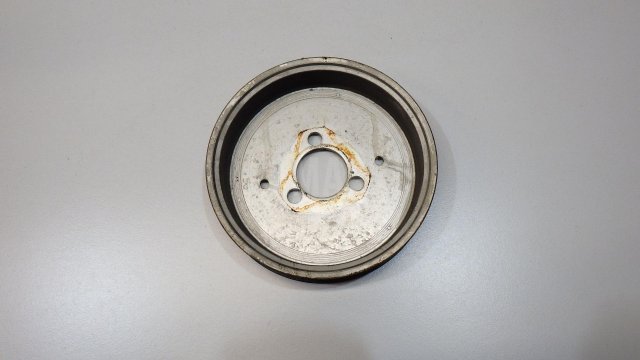 Шкив водяного насоса (помпы)