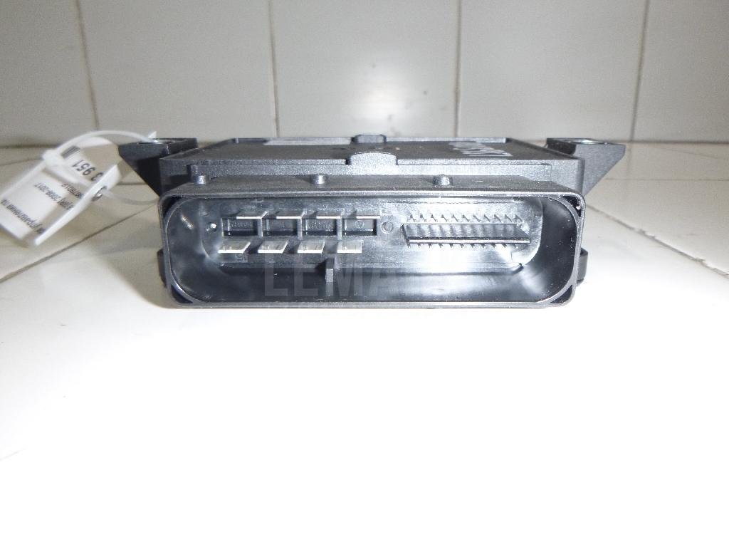 Блок управления парковочным тормозом