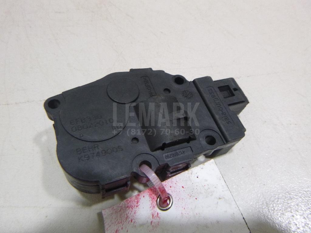 Моторчик заслонки отопителя