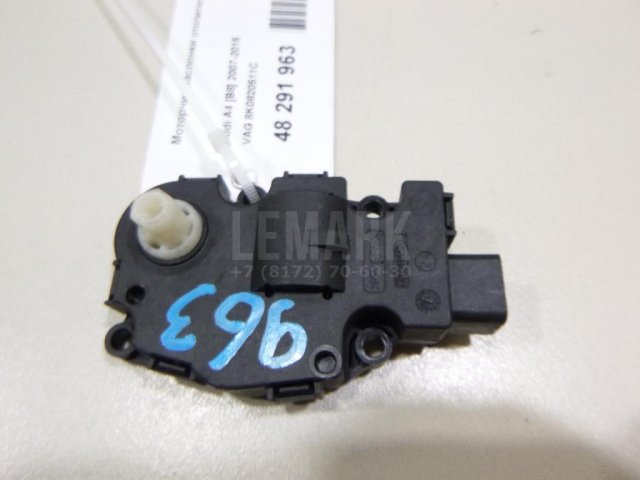 Моторчик заслонки отопителя