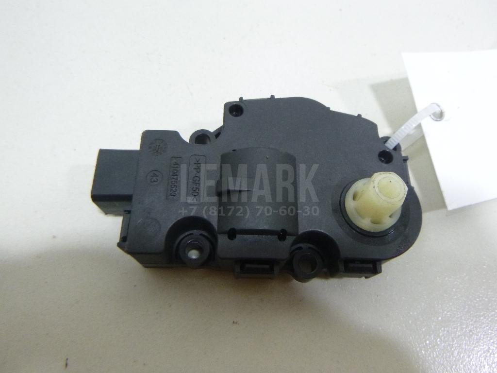 Моторчик заслонки отопителя