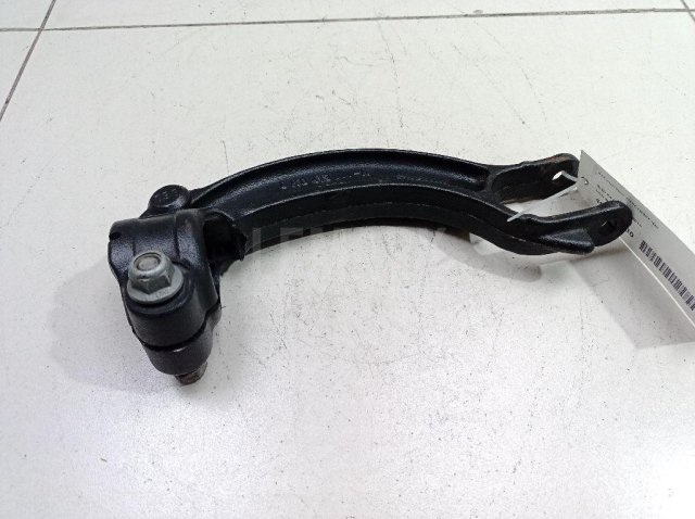 Кронштейн амортизатора