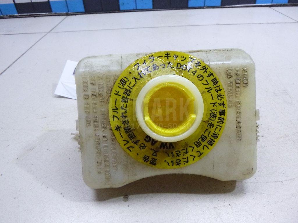 Бачок главного тормозного цилиндра