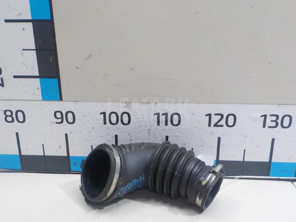 Патрубок воздушного фильтра