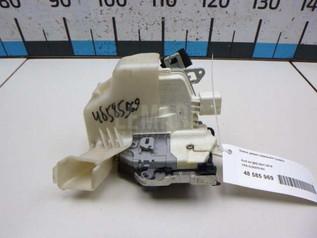 Замок двери передней правой