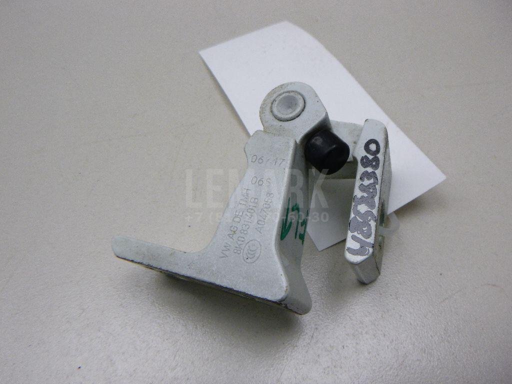 Петля двери